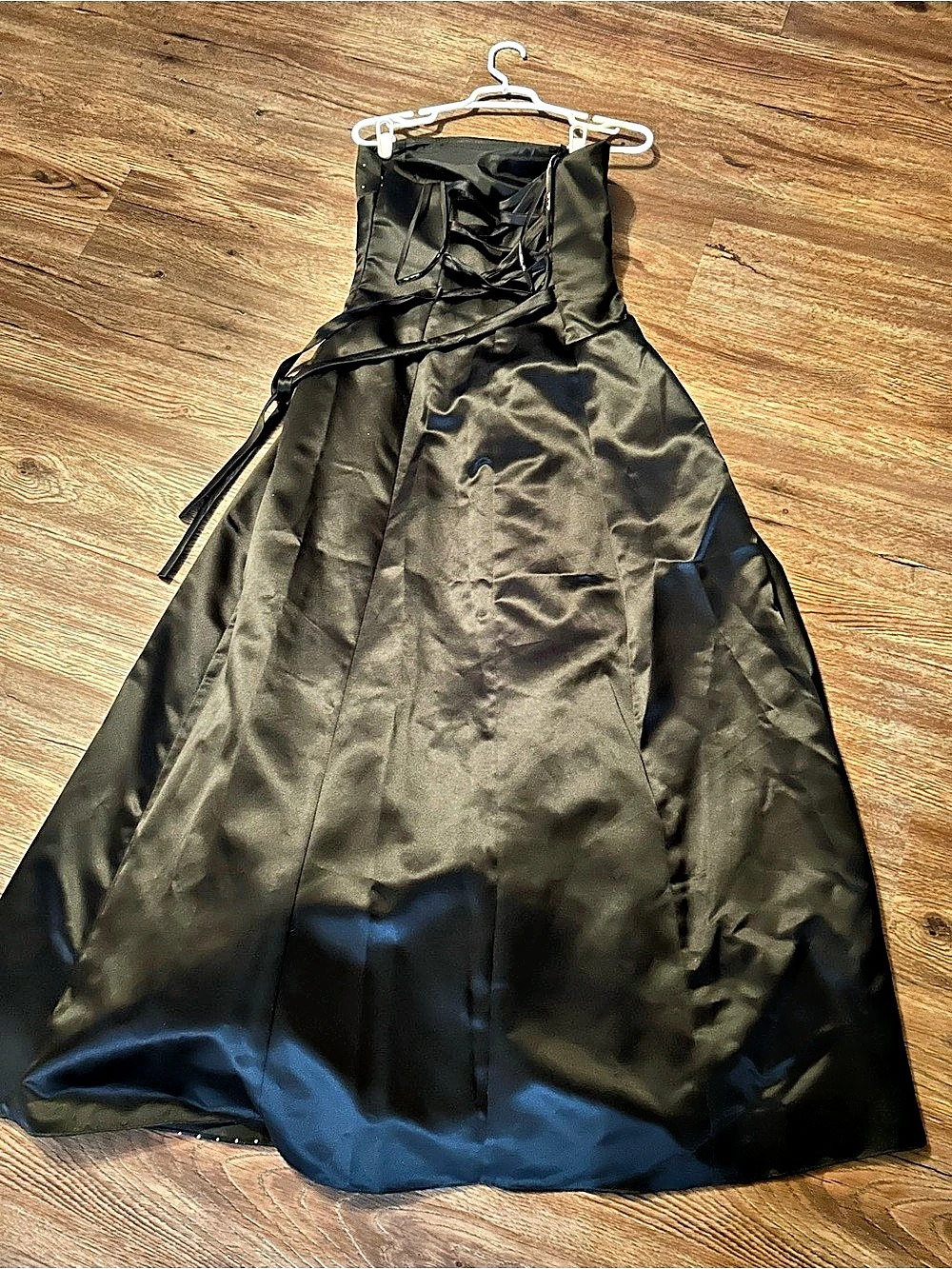 Prom Dress - Picture 3 of 3